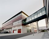 cleanroom for microsystems of the Fraunhofer IPMS with access to the institute building