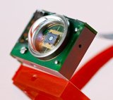 Light Deflection Cube LDC – custom-configurable evaluation kit for single axis MEMS scanning mirrors